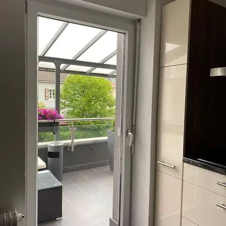 Preiswertes Stilvolles Im Privaten Haus Mit Grossem Schoenem Modernem Gemeinschaft Badenzimmer Lorrach
