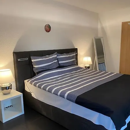 Preiswertes Stilvolles Im Privaten Haus Mit Grossem Schoenem Modernem Gemeinschaft Badenzimmer Lorrach